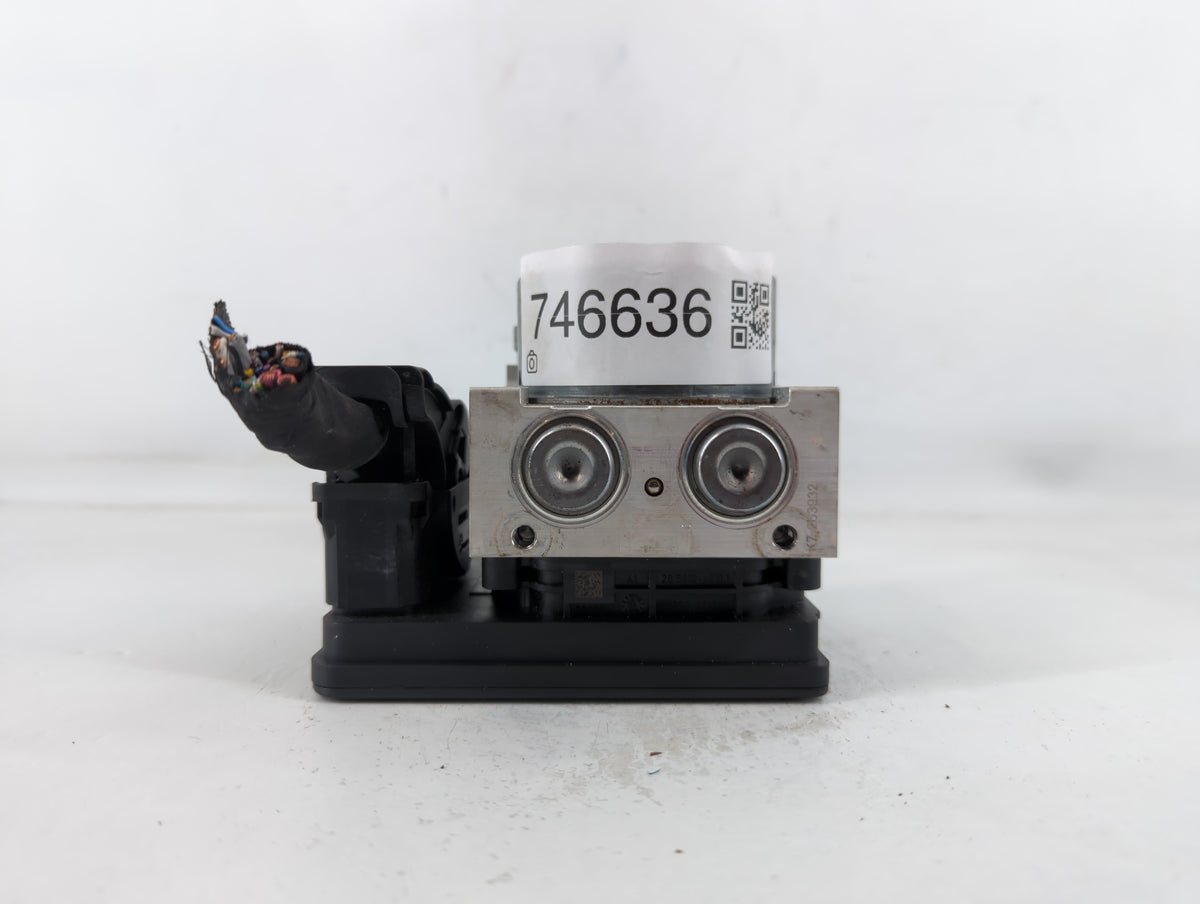 2018-2019 Chevrolet Equinox Anti-Lock Brake ABS Pump Module Actuator OEM P/N:84414759 Fits Fits 2018 2019 2020 2021 OEM Used