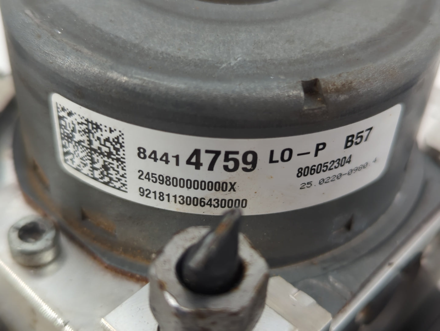 2018-2019 Chevrolet Equinox ABS Pump Control Module Replacement P/N:84414759 Fits Fits 2018 2019 2020 2021 OEM Used Auto Par