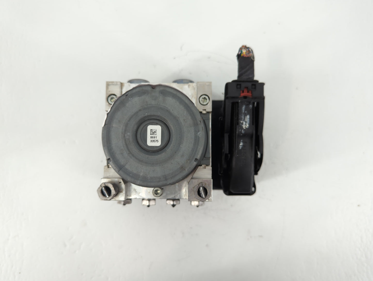 2018-2019 Chevrolet Equinox ABS Pump Control Module Replacement P/N:84414759 Fits Fits 2018 2019 2020 2021 OEM Used Auto Par
