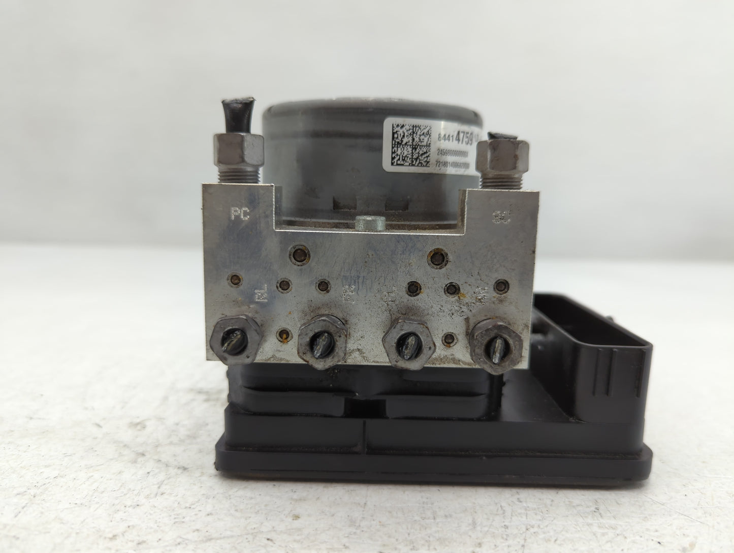2018-2019 Chevrolet Equinox ABS Pump Control Module Replacement P/N:84414759 Fits Fits 2018 2019 2020 2021 OEM Used Auto Par