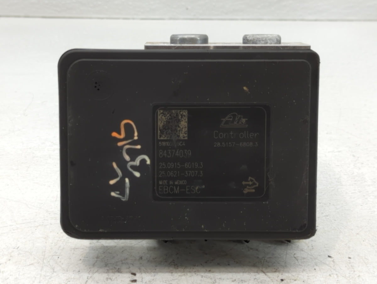 2018-2019 Chevrolet Equinox Anti-Lock Brake ABS Pump Module Actuator OEM P/N:84414759 Fits Fits 2018 2019 2020 2021 OEM Used