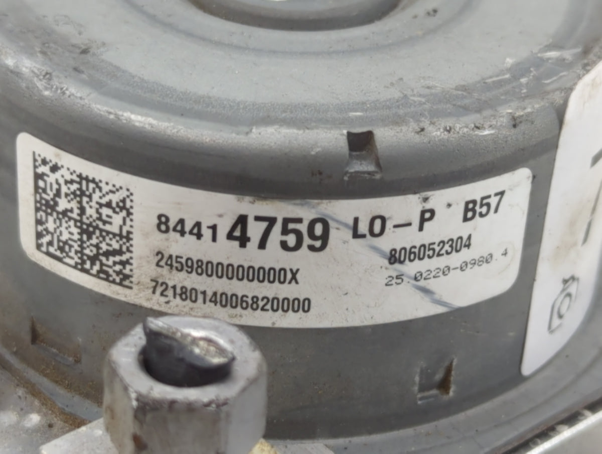 2018-2019 Chevrolet Equinox Anti-Lock Brake ABS Pump Module Actuator OEM P/N:84414759 Fits Fits 2018 2019 2020 2021 OEM Used