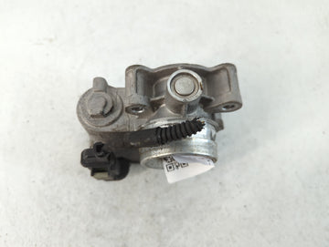 2018-2022 Chevrolet Equinox Throttle Body P/N:12671375A Fits Fits 2016 2017 2018 2019 2020 2021 2022 OEM Used Auto Parts