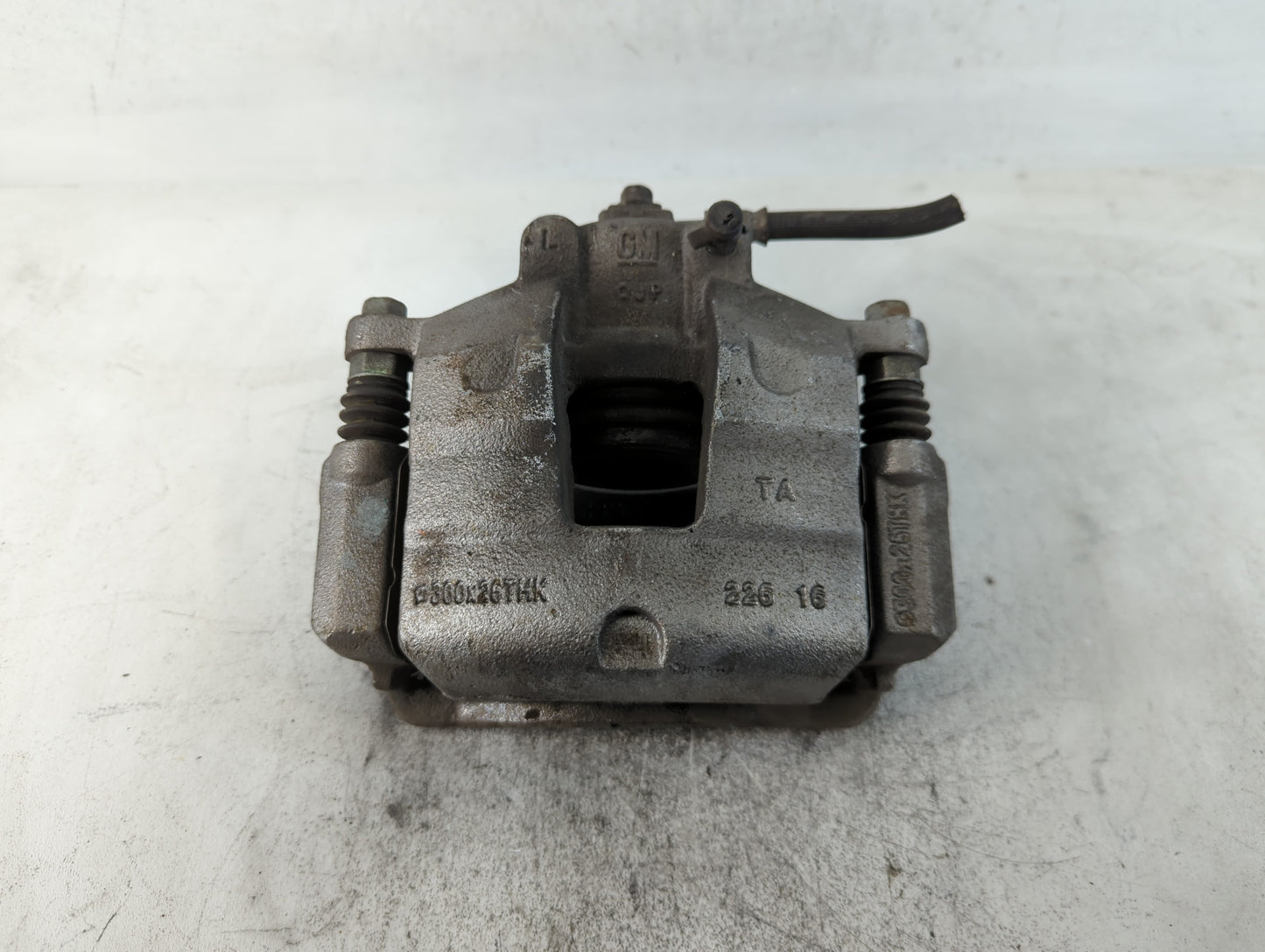2018 Chevrolet Equinox Front Driver Left Brake Caliper - Oemusedautoparts1.com