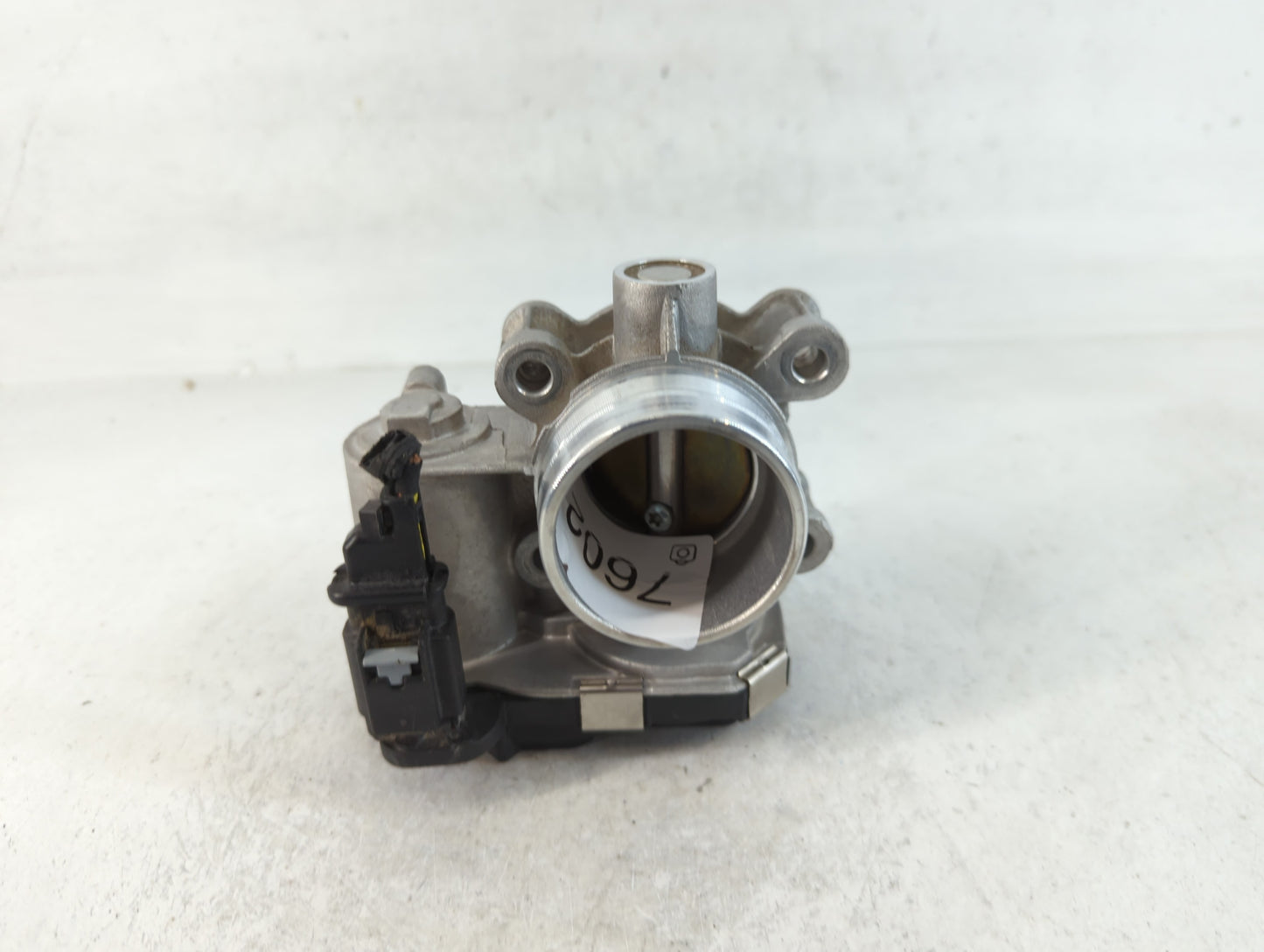 2018-2020 Chevrolet Equinox Throttle Body P/N:12671379AA Fits Fits 2013 2014 2015 2016 2017 2018 2019 2020 2021 OEM Used Aut