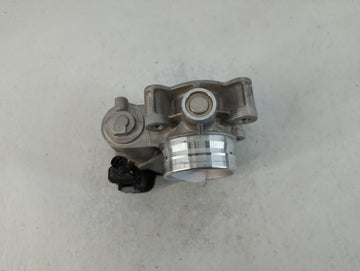 2018-2020 Chevrolet Equinox Throttle Body P/N:12671379AA Fits Fits 2013 2014 2015 2016 2017 2018 2019 2020 2021 OEM Used Auto Parts
