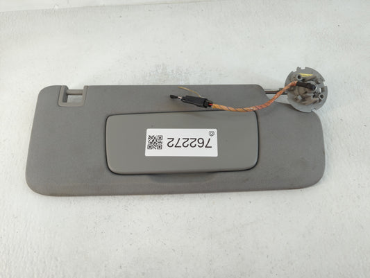 2018-2019 Chevrolet Equinox Sun Visor Shade Replacement Passenger Right Mirror Fits Fits 2018 2019 OEM Used Auto Parts