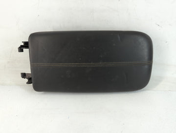 2018 Chevrolet Equinox Center Console Armrest Cover Lid Fits OEM Used Auto Parts - Oemusedautoparts1.com