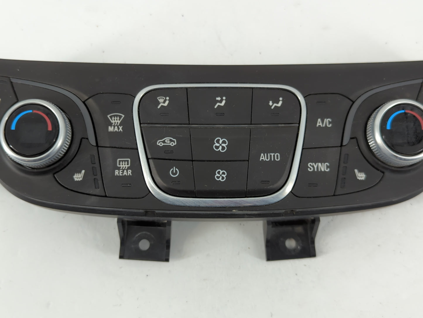 2018 Chevrolet Equinox Climate Control Module Temperature AC/Heater Replacement P/N:84175399 Fits OEM Used Auto Parts - Oemu
