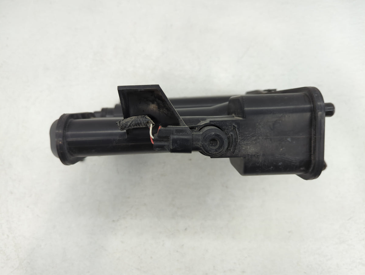 2018 Chevrolet Equinox Fuel Vapor Charcoal Canister 773794 - Oemusedautoparts1.com