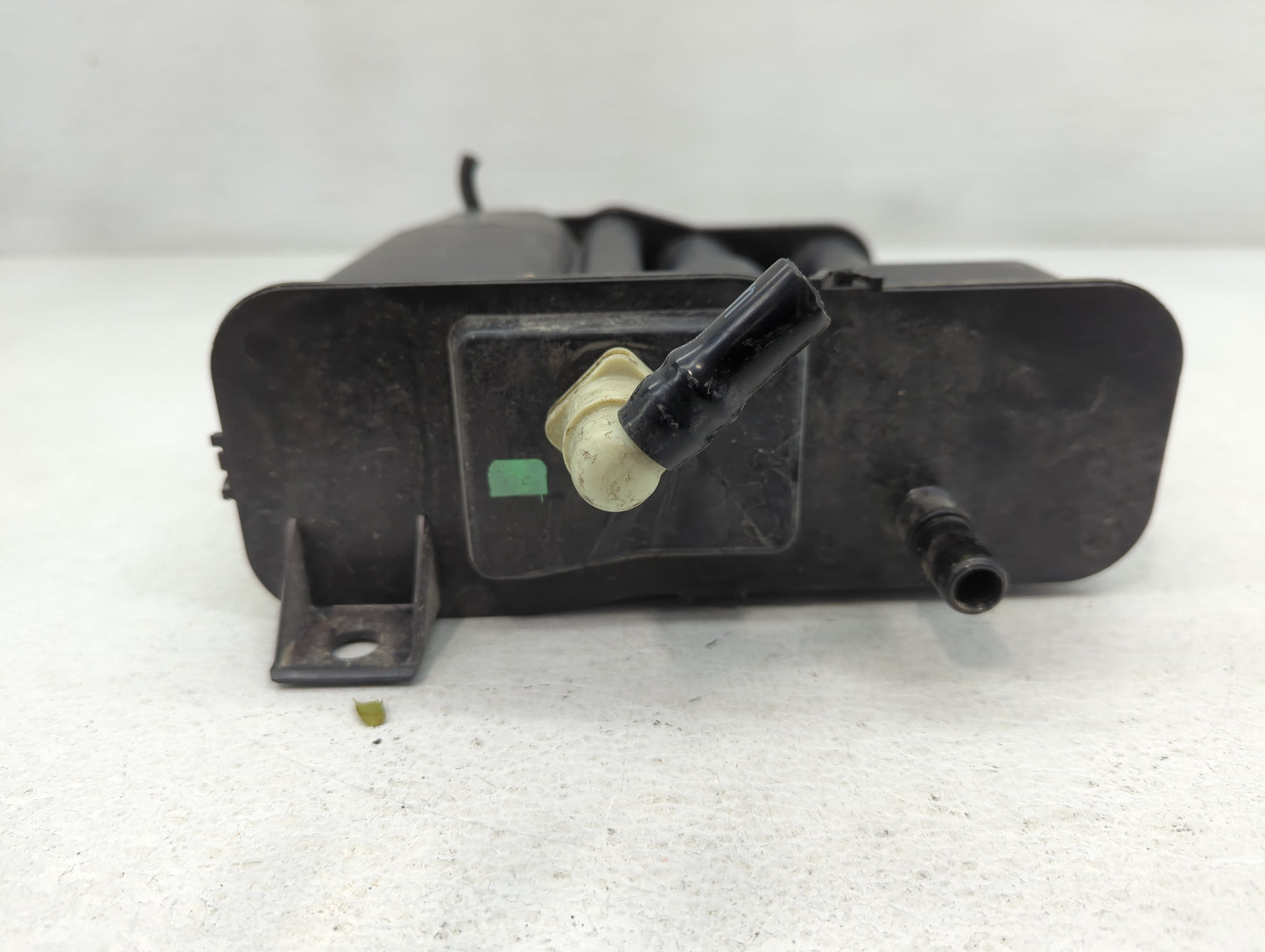 2018 Chevrolet Equinox Fuel Vapor Charcoal Canister - Oemusedautoparts1.com
