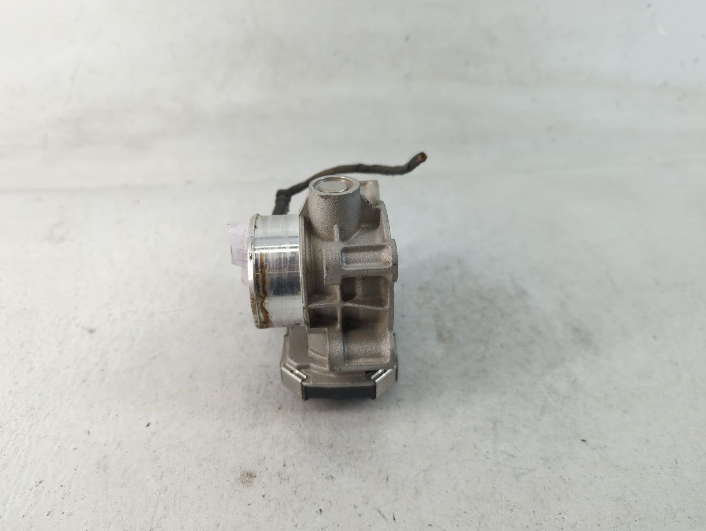 2018-2022 Chevrolet Equinox Throttle Body P/N:04589000 302A6055127 Fits Fits 2016 2017 2018 2019 2020 2021 2022 OEM Used Aut