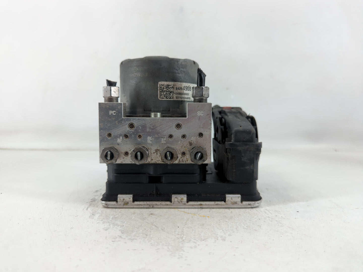 2018-2019 Chevrolet Equinox ABS Pump Control Module Replacement P/N:84254908 Fits Fits 2018 2019 2020 2021 OEM Used Auto Par