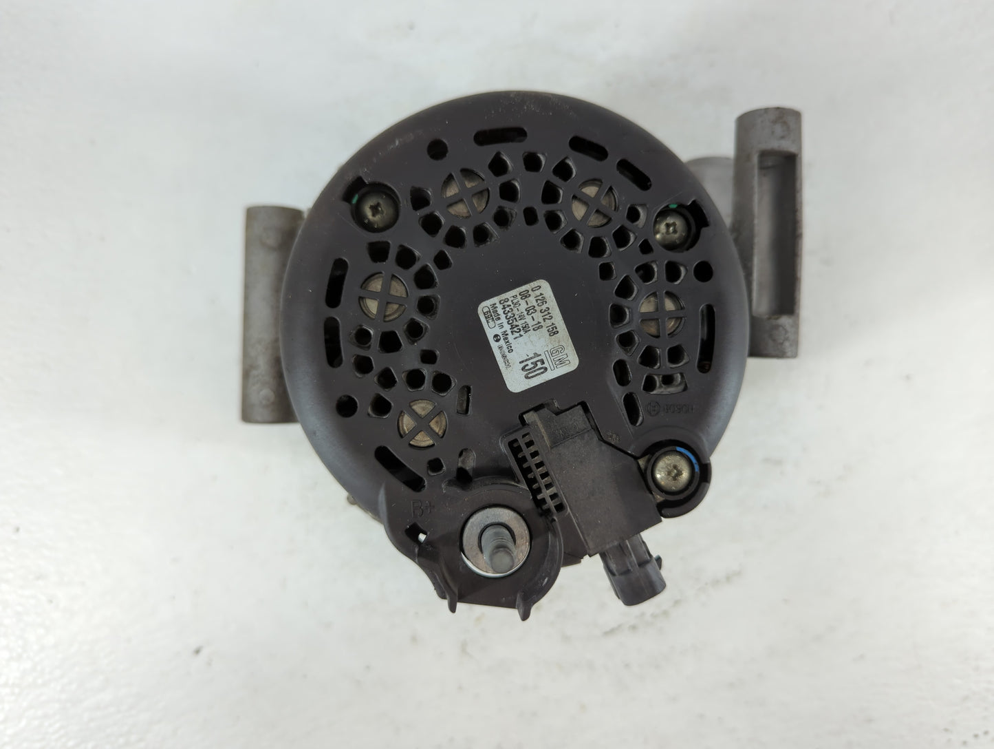 2018-2020 Chevrolet Equinox Alternator Replacement Generator Charging Assembly Engine OEM P/N:84335421 0 126 312 158 Fits OE