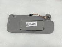 2018-2019 Chevrolet Equinox Sun Visor Shade Replacement Passenger Right Mirror Fits Fits 2018 2019 OEM Used Auto Parts - Oem