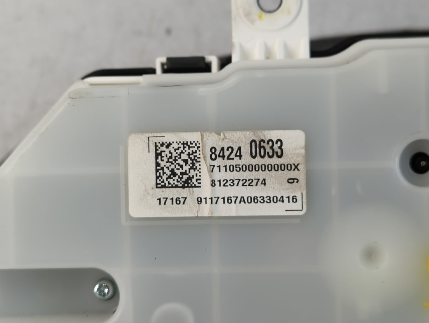 2018 Chevrolet Equinox Instrument Cluster Speedometer Gauges P/N:84240633 Fits OEM Used Auto Parts - Oemusedautoparts1.com