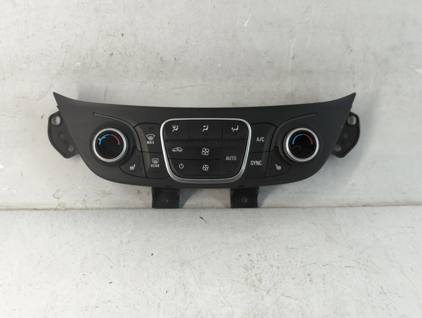 2018-2019 Chevrolet Equinox Climate Control Module Temperature AC/Heater Replacement P/N:84422506 Fits Fits 2018 2019 OEM Us