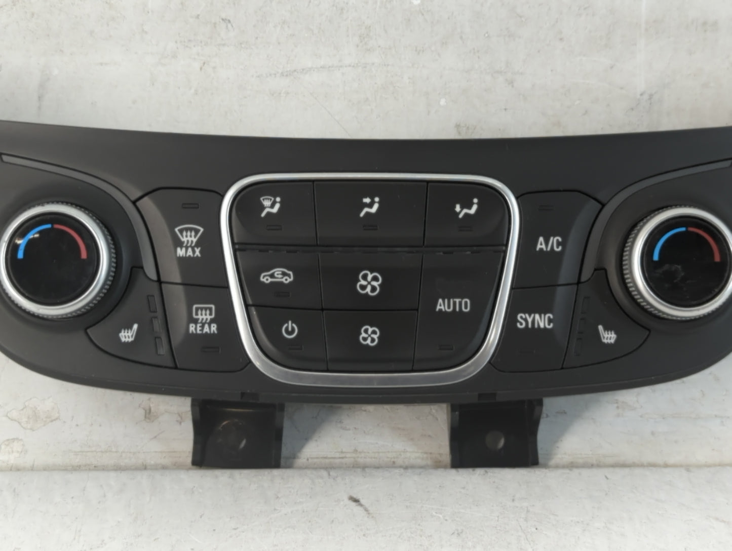 2018-2019 Chevrolet Equinox Climate Control Module Temperature AC/Heater Replacement P/N:84422506 Fits Fits 2018 2019 OEM Us