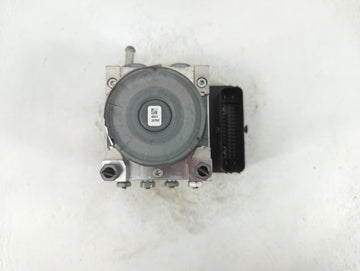 2018-2019 Chevrolet Equinox ABS Pump Control Module Replacement P/N:84560131 Fits Fits 2018 2019 2020 2021 OEM Used Auto Parts