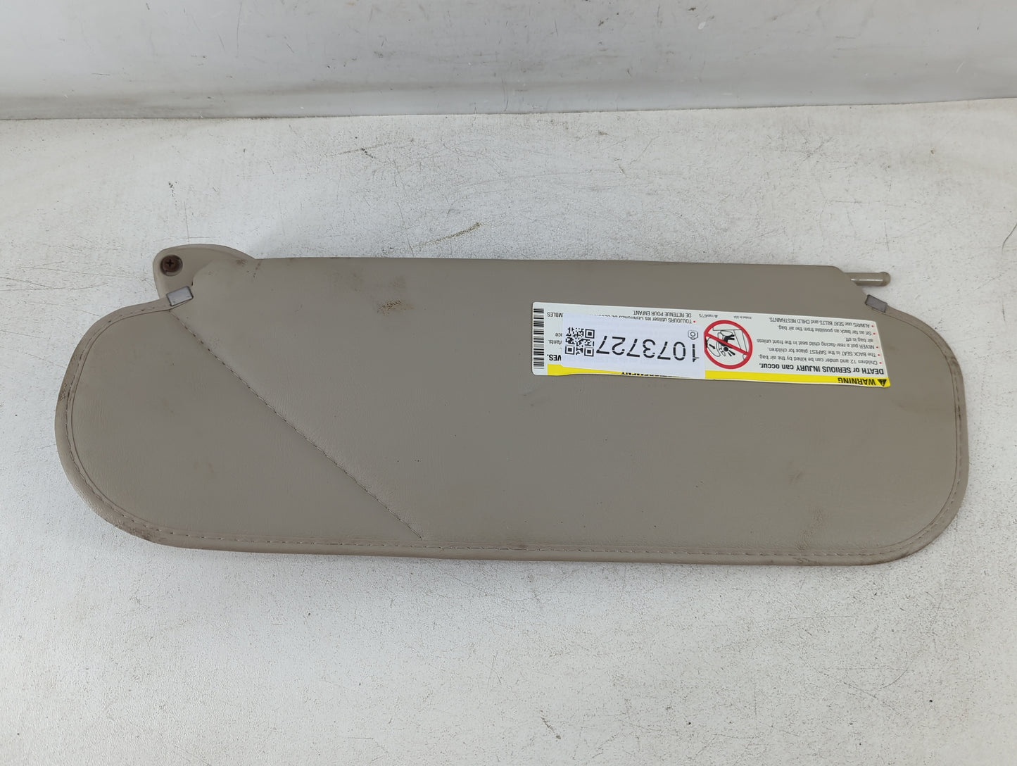 2003-2021 Chevrolet Express 2500 Sun Visor Shade Replacement Passenger Right Mirror Fits OEM Used Auto Parts - Oemusedautopa