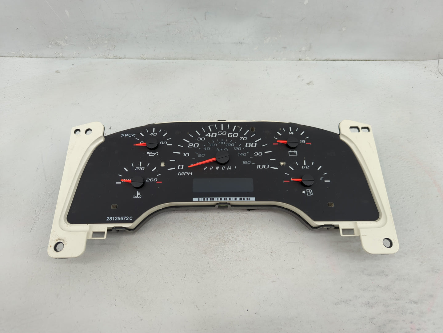 2018 Chevrolet Express 2500 Instrument Cluster Speedometer Gauges P/N:84300487 Fits OEM Used Auto Parts - Oemusedautoparts1.