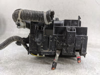 2018-2020 Chevrolet Express 2500 Fusebox Fuse Box Panel Relay Module P/N:84510873 84184428 Fits Fits 2018 2019 2020 OEM Used