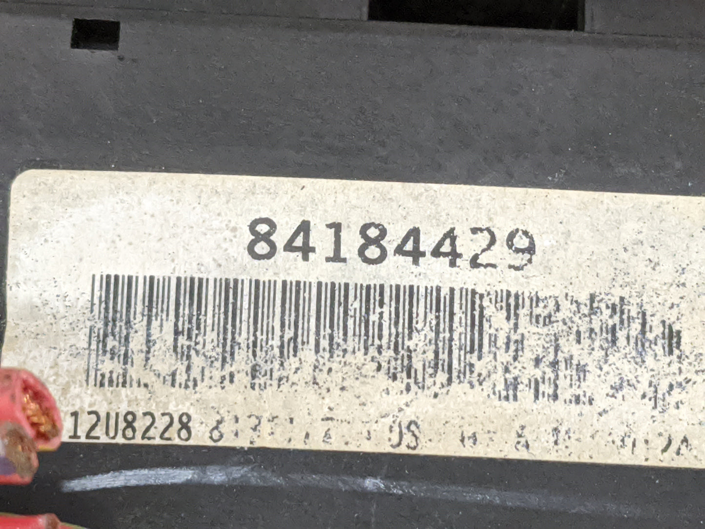 2018-2020 Chevrolet Express 2500 Fusebox Fuse Box Panel Relay Module P/N:84184429 Fits Fits 2018 2019 2020 OEM Used Auto Par