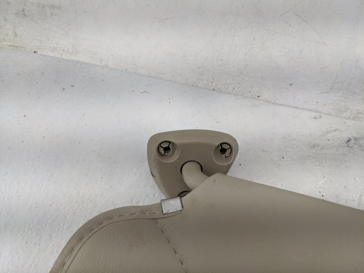 2018 Chevrolet Express 2500 Sun Visor Shade Replacement Passenger Right Mirror Fits OEM Used Auto Parts - Oemusedautoparts1.