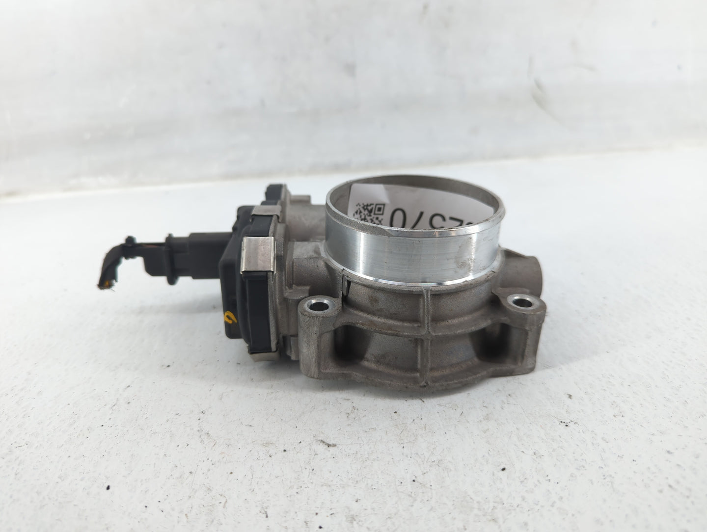 2018-2021 Chevrolet Express 2500 Throttle Body Fits Fits 2016 2017 2018 2019 2020 2021 OEM Used Auto Parts - Oemusedautopart