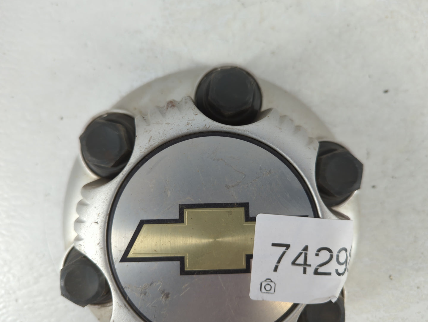2018 Chevrolet Express 2500 Rim Wheel Center Cap 742980 - Oemusedautoparts1.com