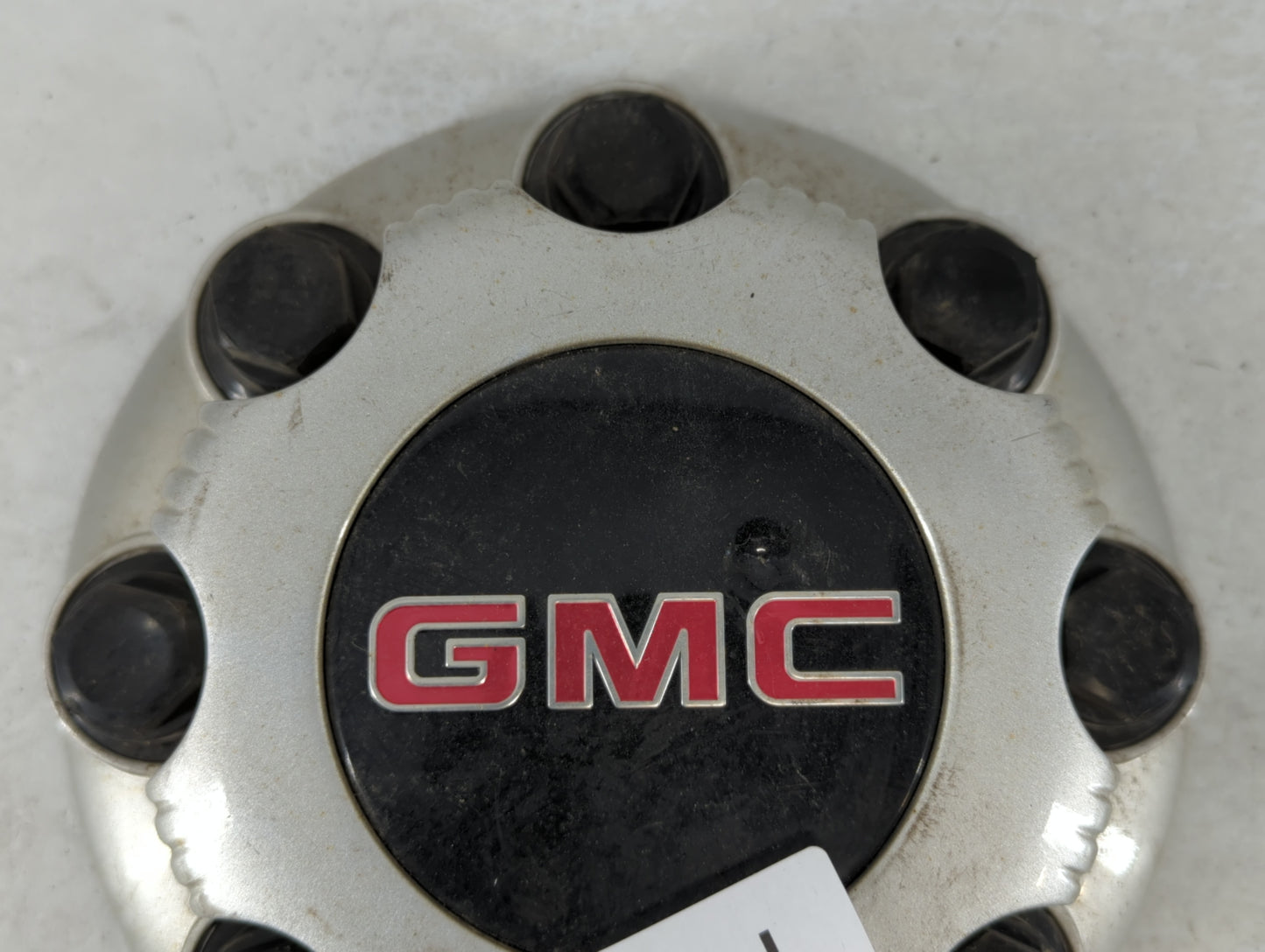 2018 Chevrolet Express 2500 Rim Wheel Center Cap - Oemusedautoparts1.com