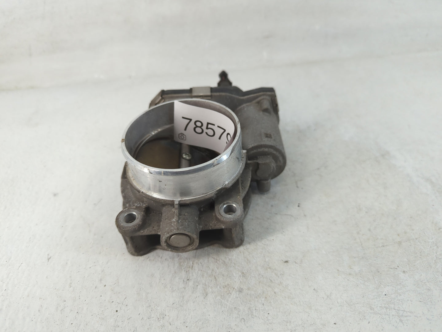 2018 Chevrolet Express 2500 Throttle Body P/N:12676296AA Fits Fits 2016 2017 2019 2020 2021 2022 OEM Used Auto Parts - Oemus