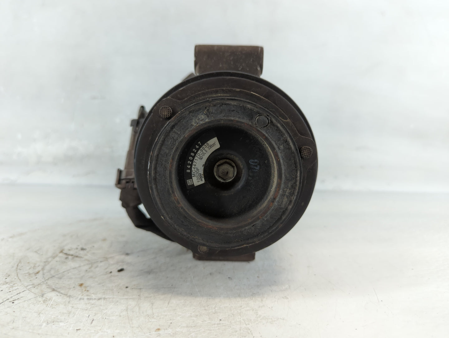 2017-2021 Chevrolet Express 2500 Air Conditioning A/c Ac Compressor Oem - Oemusedautoparts1.com
