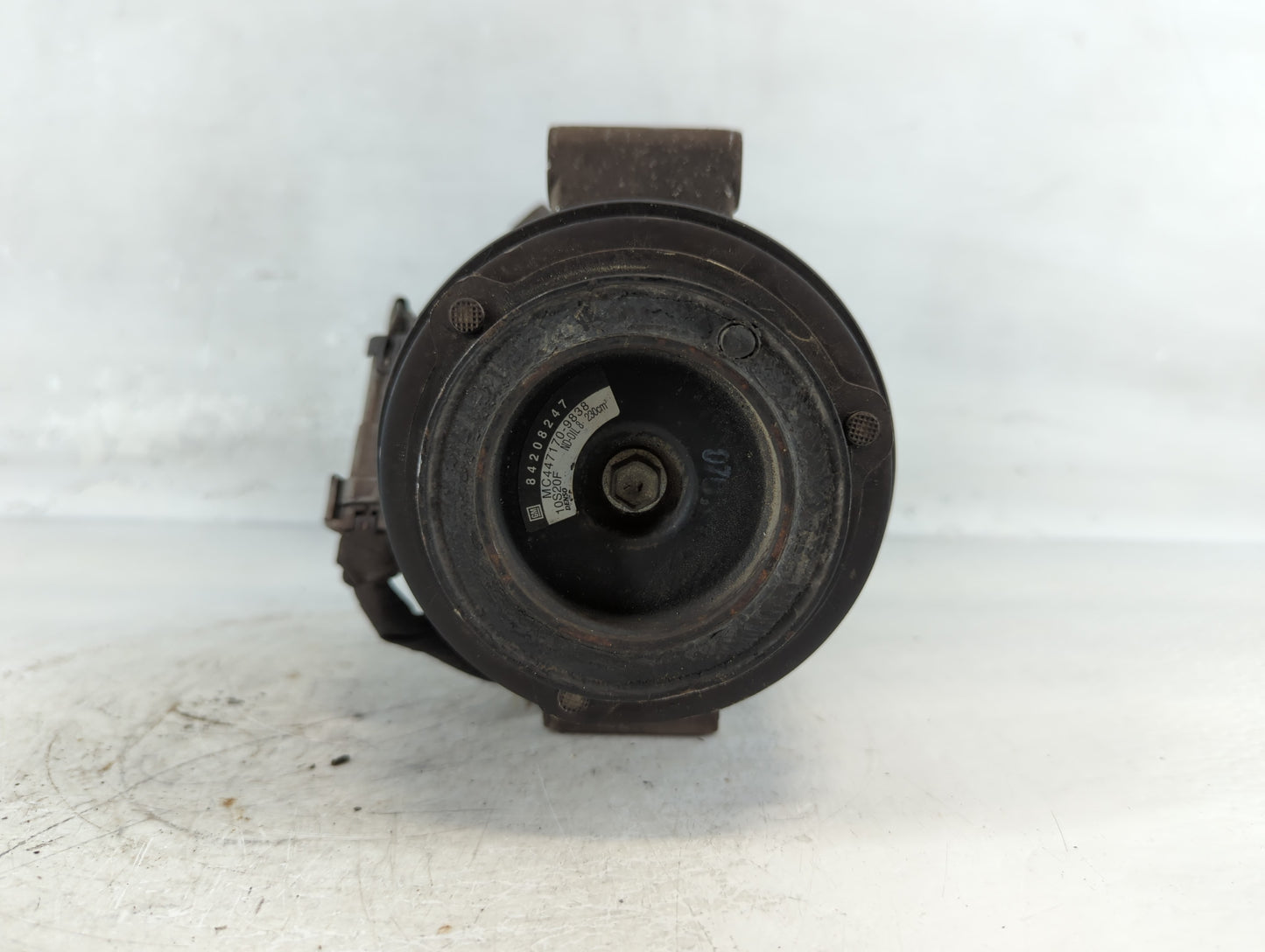 2017-2021 Chevrolet Express 2500 Air Conditioning A/c Ac Compressor Oem - Oemusedautoparts1.com