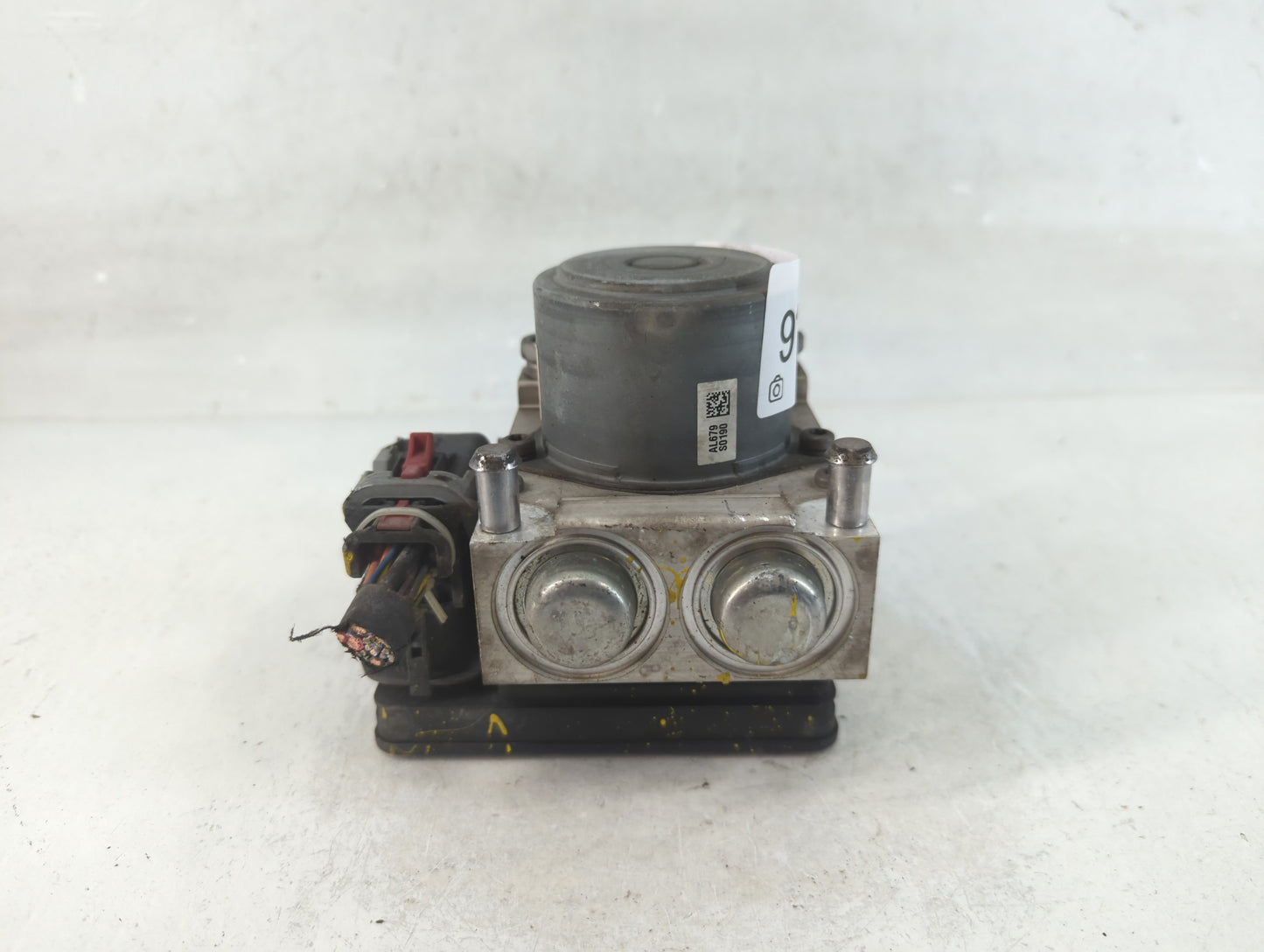 2018-2021 Chevrolet Express 2500 ABS Pump Control Module Replacement P/N:84328662 Fits Fits 2018 2019 2020 2021 OEM Used Aut