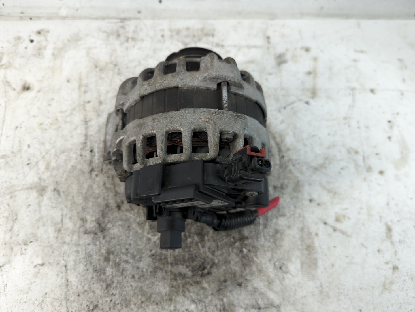 2016-2021 Chevrolet Express 2500 Alternator Replacement Generator Charging Assembly Engine OEM P/N:84206550 Fits OEM Used Au