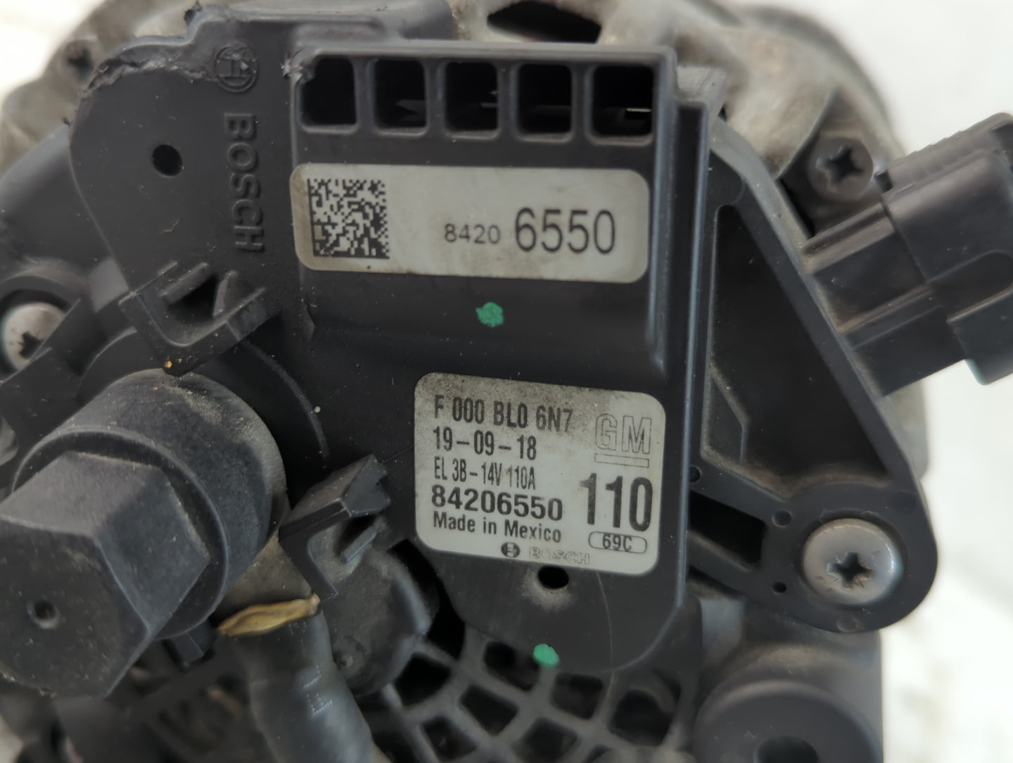 2016-2021 Chevrolet Express 2500 Alternator Replacement Generator Charging Assembly Engine OEM P/N:84206550 Fits OEM Used Au