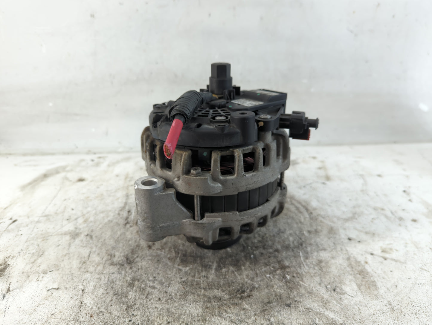 2016-2021 Chevrolet Express 2500 Alternator Replacement Generator Charging Assembly Engine OEM P/N:84206550 Fits OEM Used Au