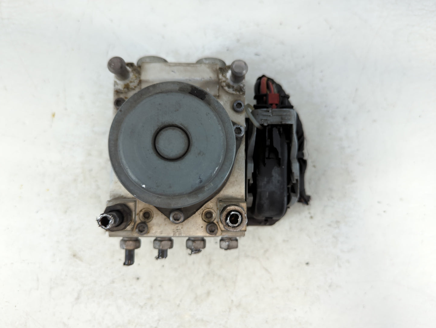 2018-2021 Chevrolet Express 3500 ABS Pump Control Module Replacement P/N:84328662 Fits Fits 2018 2019 2020 2021 OEM Used Aut