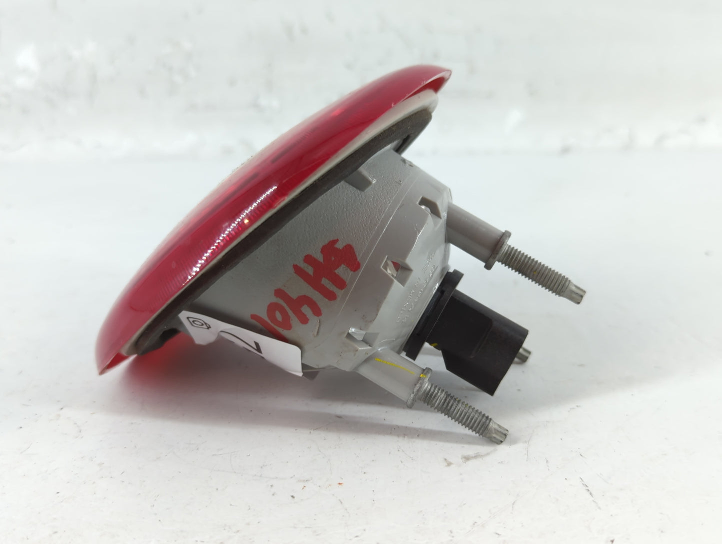 2006-2011 Chevrolet Hhr Tail Light Assembly Passenger Right OEM P/N:16532494A Fits Fits 2006 2007 2008 2009 2010 2011 OEM Us