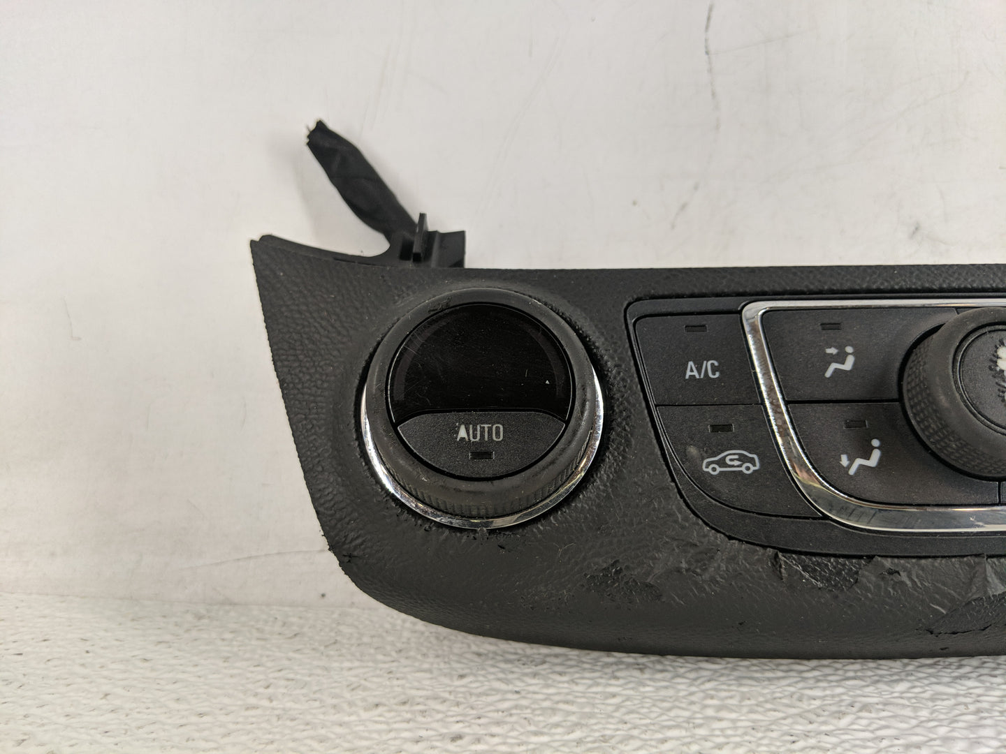 2014-2020 Chevrolet Impala Climate Control Module Temperature AC/Heater Replacement P/N:SBB755112 Fits OEM Used Auto Parts -