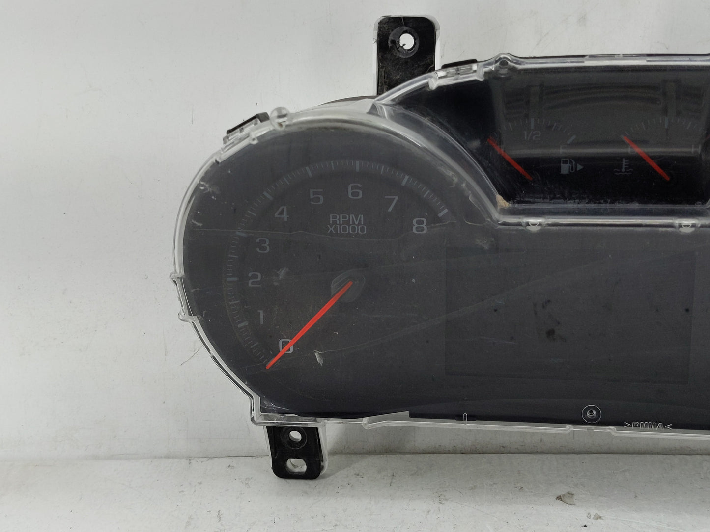 2017-2020 Chevrolet Impala Instrument Cluster Speedometer Gauges P/N:84273566 Fits Fits 2017 2018 2019 2020 OEM Used Auto Pa