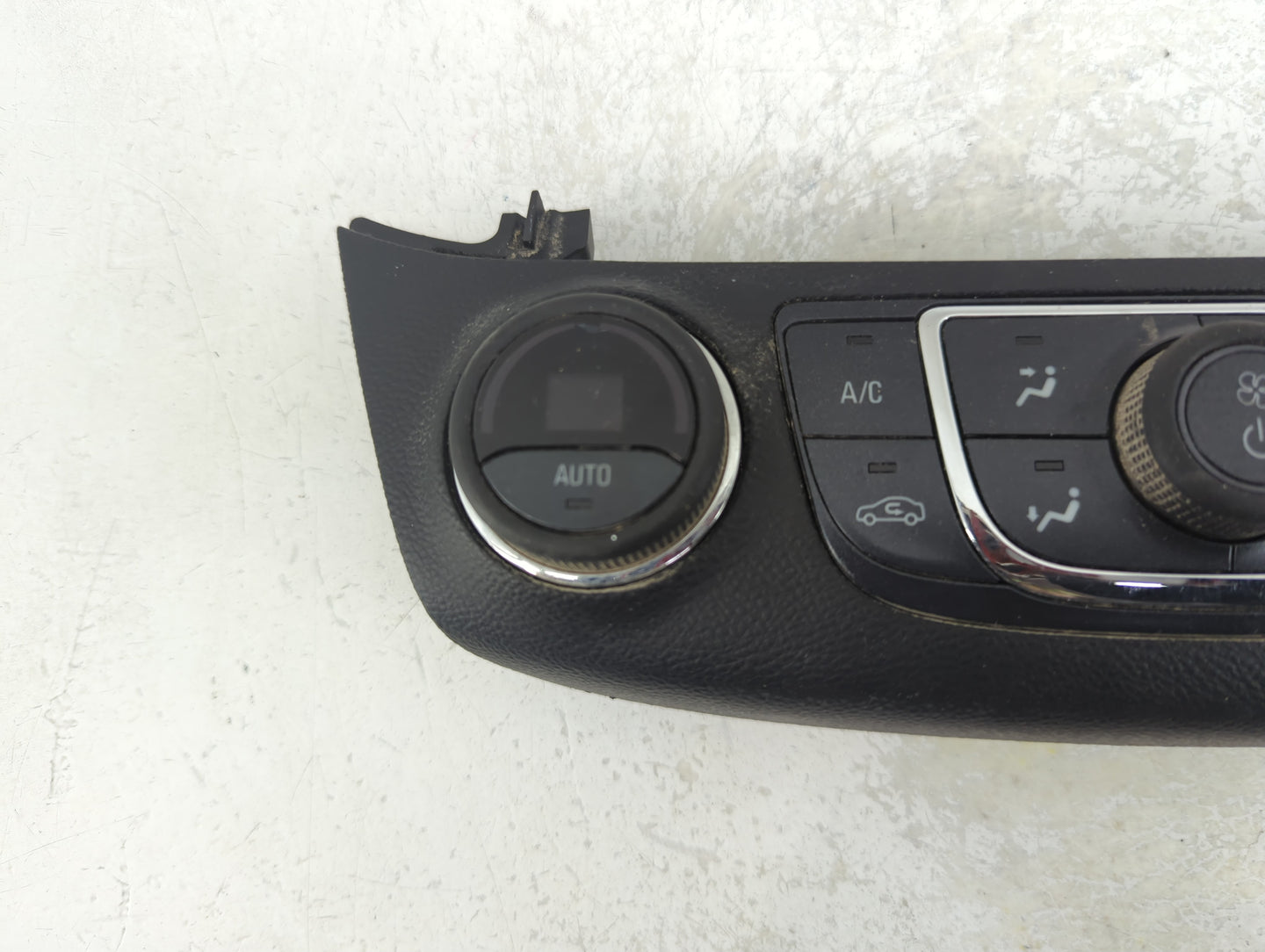 2014-2020 Chevrolet Impala Climate Control Module Temperature AC/Heater Replacement P/N:QFGM207A Fits OEM Used Auto Parts - 