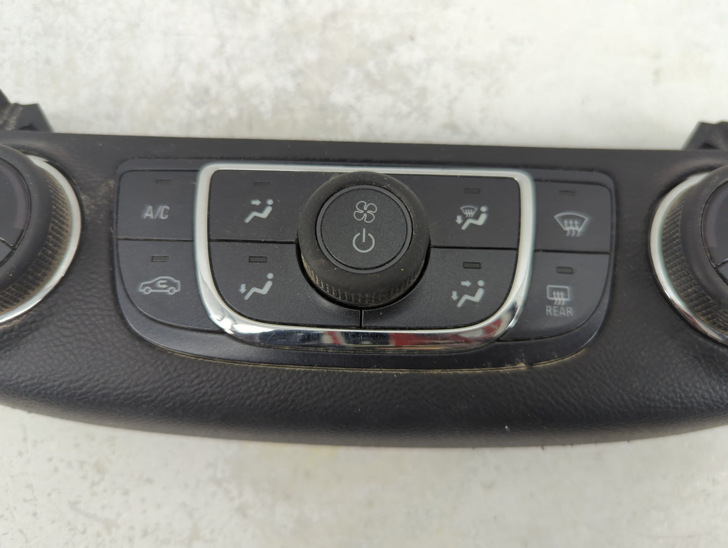 2014-2020 Chevrolet Impala Climate Control Module Temperature AC/Heater Replacement P/N:QFGM207A Fits OEM Used Auto Parts - 