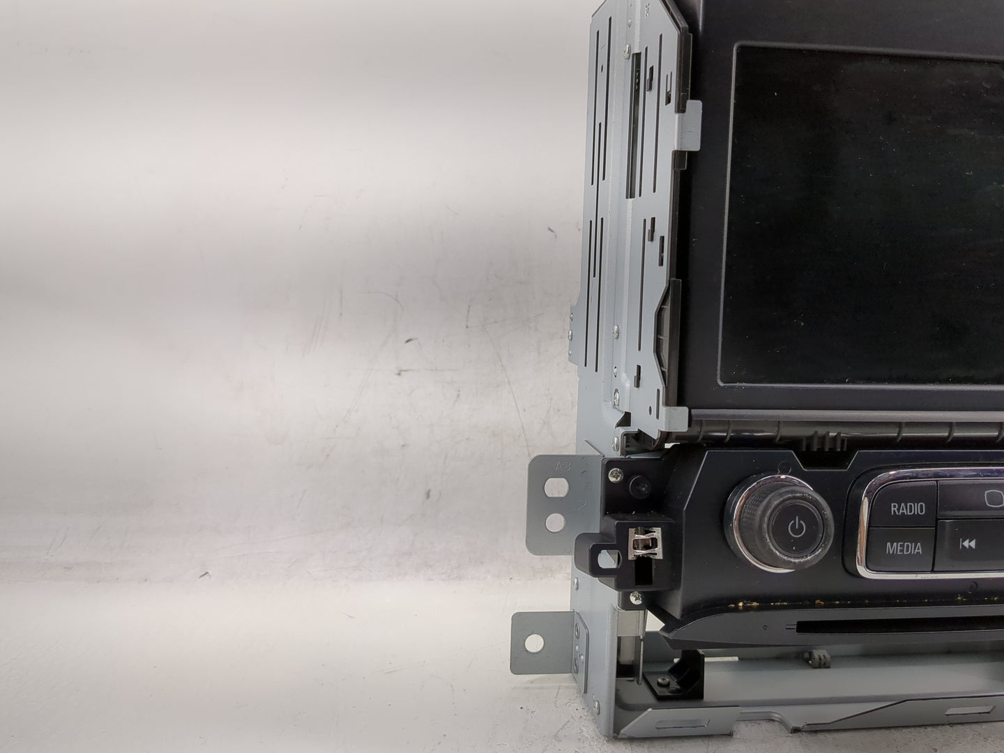 2018-2020 Chevrolet Impala Radio AM FM Cd Player Receiver Replacement P/N:84429869 Fits Fits 2018 2019 2020 OEM Used Auto Pa