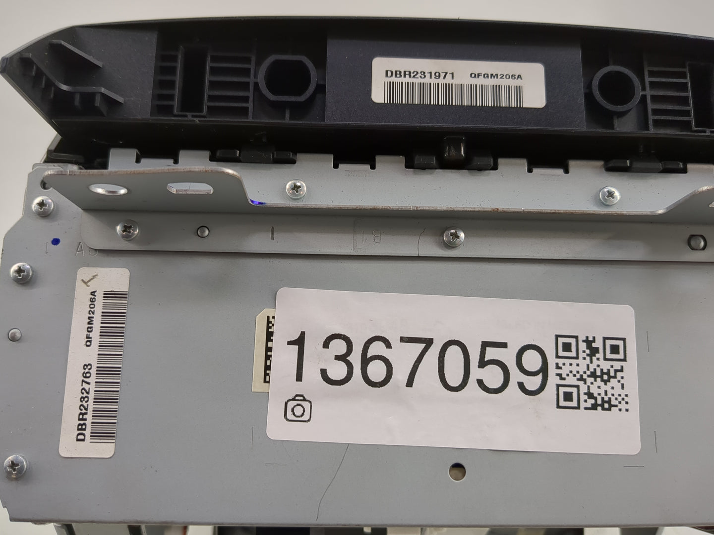2018-2020 Chevrolet Impala Radio AM FM Cd Player Receiver Replacement P/N:84429869 Fits Fits 2018 2019 2020 OEM Used Auto Pa