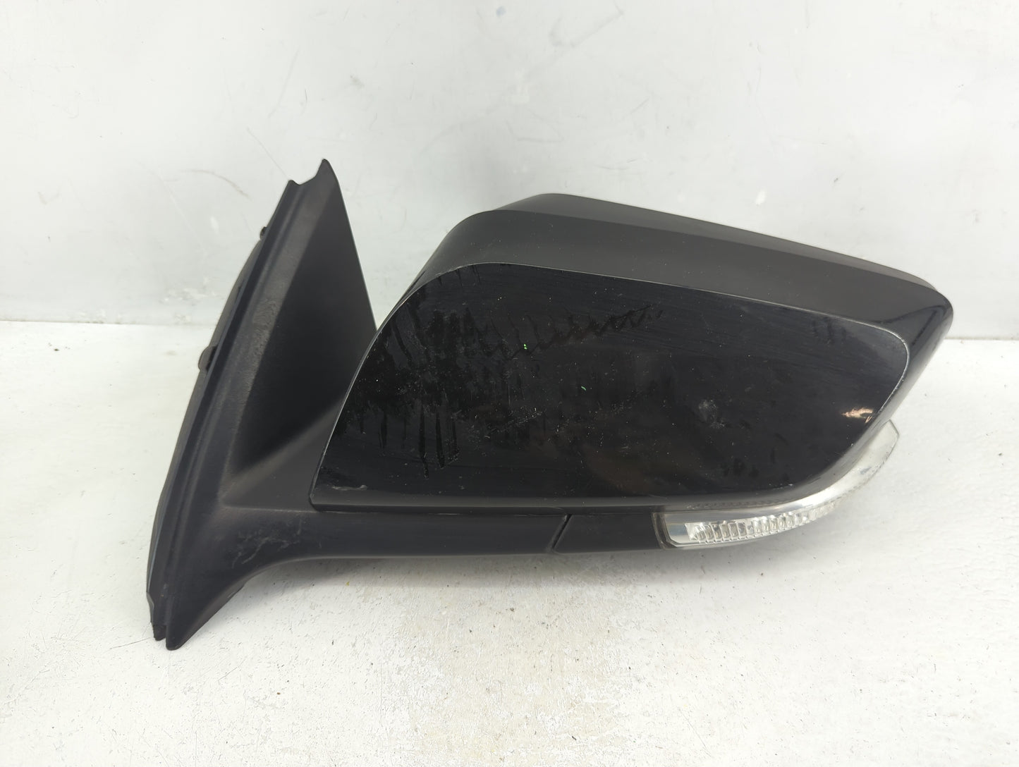 2016-2020 Chevrolet Impala Driver Side View Mirror - Left Door Mirror OEM Used - Oemusedautoparts1.com
