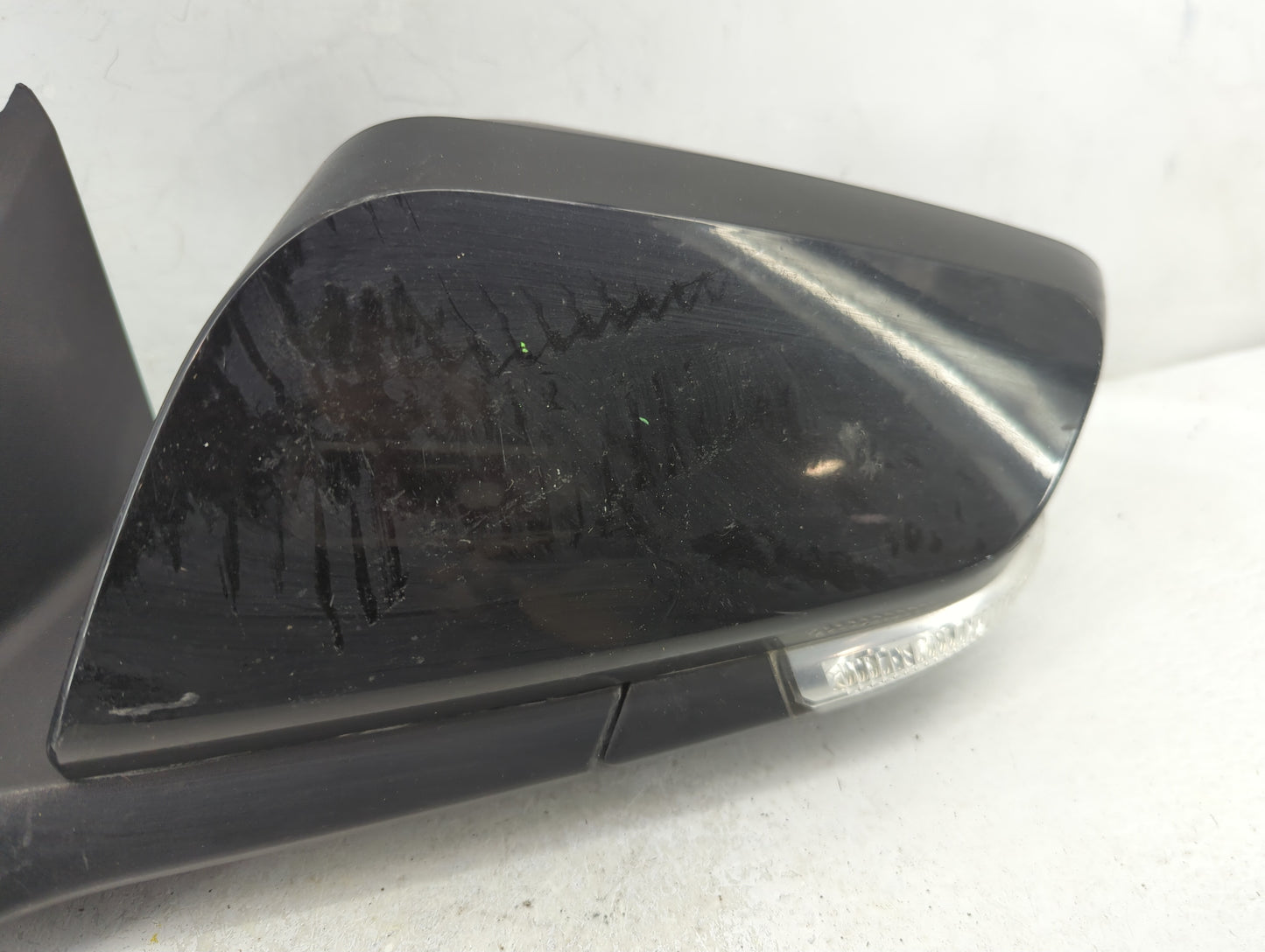 2016-2020 Chevrolet Impala Driver Side View Mirror - Left Door Mirror OEM Used - Oemusedautoparts1.com