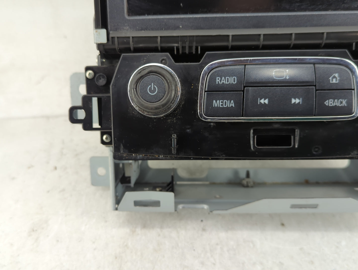 2018-2020 Chevrolet Impala Radio AM FM Cd Player Receiver Replacement P/N:84429869 Fits Fits 2018 2019 2020 OEM Used Auto Pa