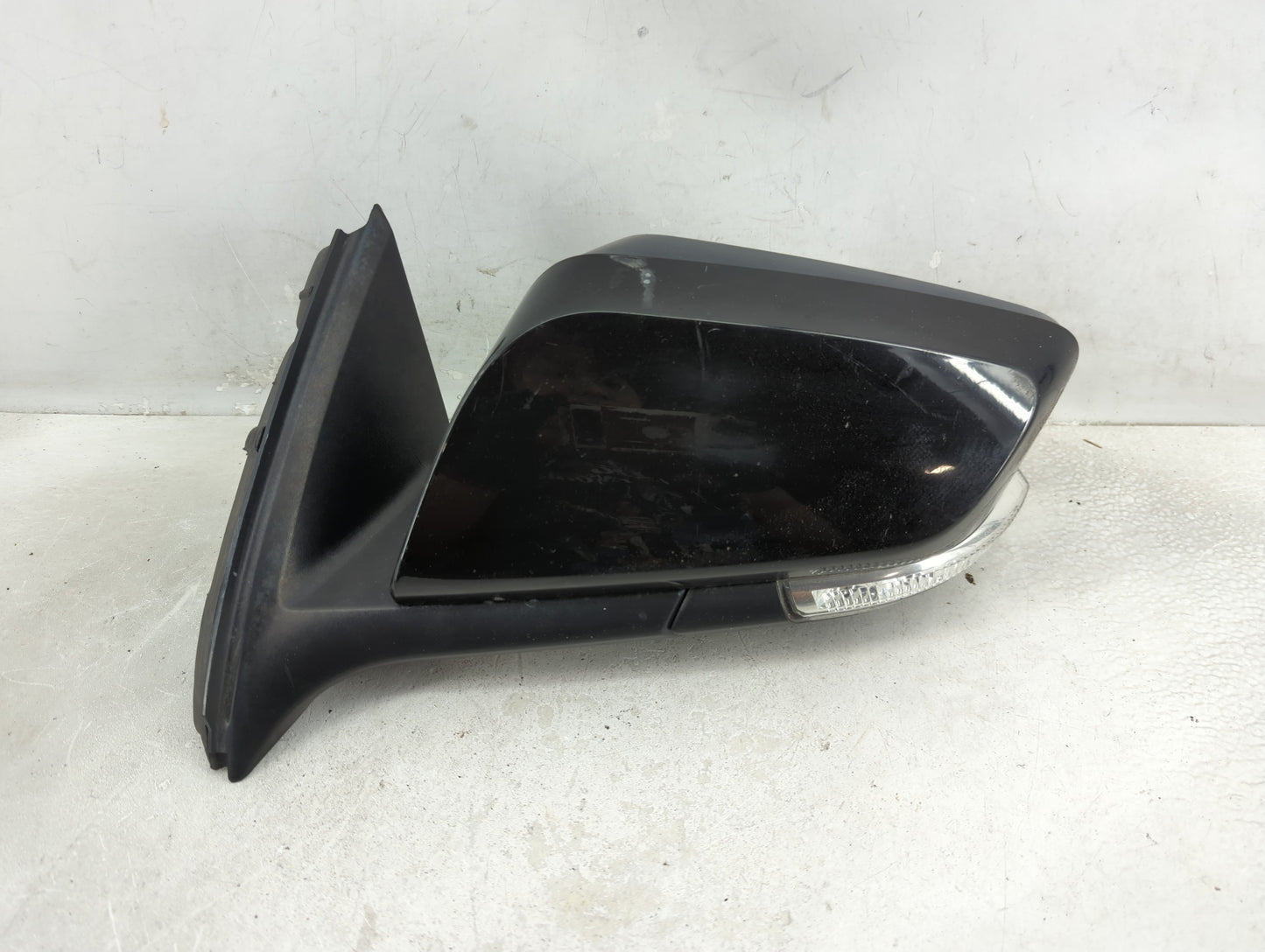 2018 Chevrolet Impala Driver Side View Mirror - Left Door Mirror OEM Used - Oemusedautoparts1.com